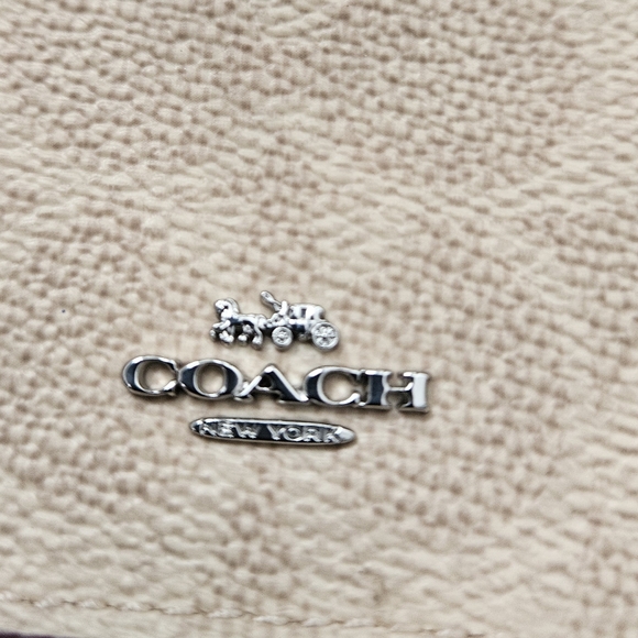 NWT COACH NORTH/SOUTH MINI TOTE BAG CHARM IN SIGNATURE CANVAS TAN & BEIGE - Picture 3 of 7